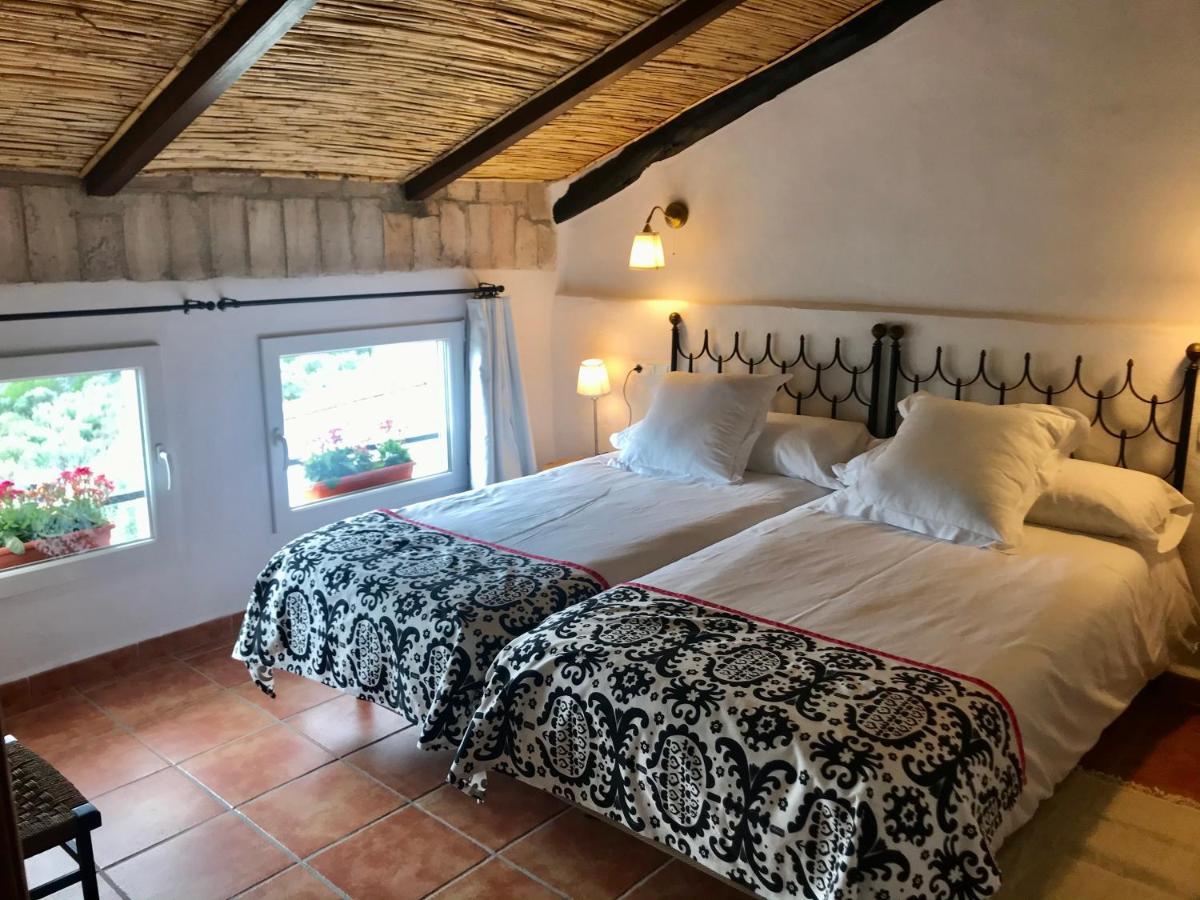 Al-Qandil Pension Margarida Buitenkant foto