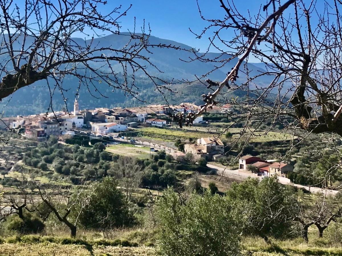 Al-Qandil Pension Margarida Buitenkant foto